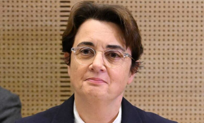 Директор музеја Лувр дао отказ због пљачке драгуља у Паризу: НПР