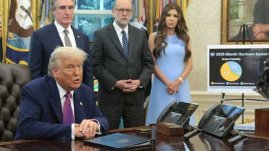 Администрација блокирана јер покушава да смањи средства ЦДЦ-а која је Трамп управо потписао у закон: НПР