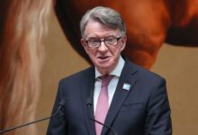 Епстеин фајлови изазивају падавине у Европи, мање у САД: НПР