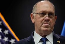 Трампов гранични цар Хоман каже да ће „мале“ безбедносне снаге остати у Минесоти: НПР