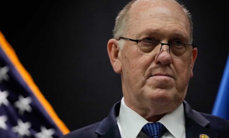 Трампов гранични цар Хоман каже да ће „мале“ безбедносне снаге остати у Минесоти: НПР