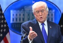 Председник Трамп ће потписати нову глобалну тарифу од 10 одсто након пораза Врховног суда