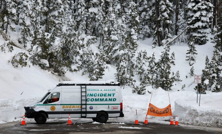 Последњи тренуци скијаша „супермама“ које је погодила лавина у Калифорнији откривени у позиву хитне помоћи Последњи тренуци скијаша „супермама“ које је погодила лавина у Калифорнији откривени у позиву хитне помоћи