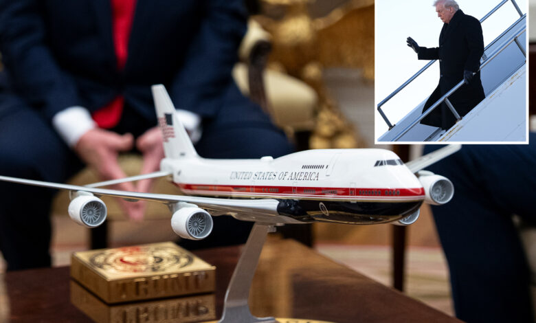 Председничка флота ваздухопловства се трансформише у Трампову препознатљиву црвену, златну и плаву шему боја