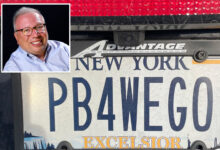 Деда са Лонг Ајленда љутио се након што је ДМВ одузео регистарску таблицу ПБ4ВЕГО