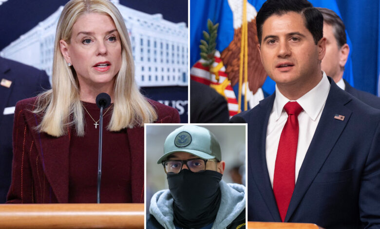 ДОЈ блокира калифорнијску забрану маски за федералне агенте ДОЈ блокира калифорнијску забрану маски за федералне агенте