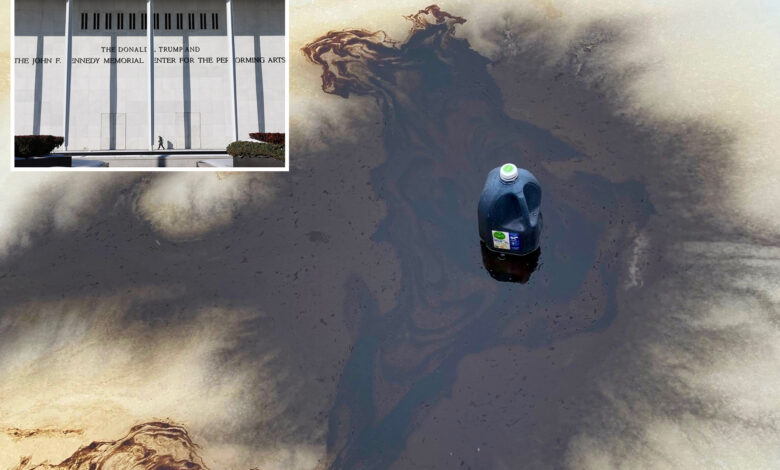 Званичници: Клизалиште Трамп-Кенеди центра заливено „токсичним хемикалијама“ у „циљаном“ нападу