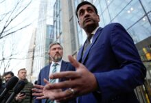 Епстајнова бомба калифорнијског законодавца избацила је 4 случајна човека без везе