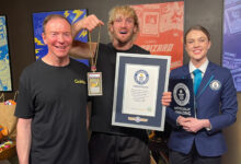 Логан Пол продаје ретку Покемон трговачку карту за невероватних 16,5 милиона долара на аукцији