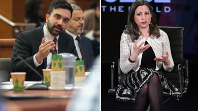 Надзорник буџета Њујорка позива градоначелника Зохрана Мамданија да смањи потрошњу и престане да тражи више пореза Надзорник буџета Њујорка позива градоначелника Зохрана Мамданија да смањи потрошњу и престане да тражи више пореза