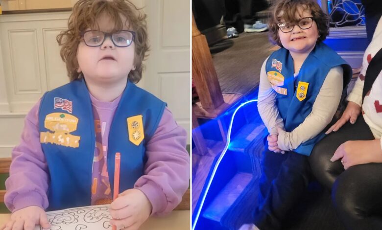 Извиђач из Пенсилваније Пим Нил оборила рекорд у продаји 87.000 кутија колачића Извиђач из Пенсилваније Пим Нил оборила рекорд у продаји 87.000 кутија колачића