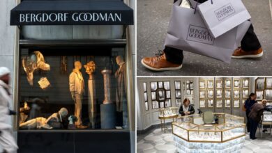 Радници Бергдорф Гоодман-а тврде да већина новца недостаје из плата јер је матична компанија Сакс Глобал поднела захтев за банкрот: ‘Неприхватљиво’