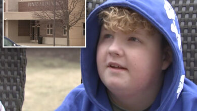 Ученик шестог разреда из Чикага са посебним потребама, ‘уплашен’ да се врати у разред након што га је школа напустила током протеста против ИЦЕ-а