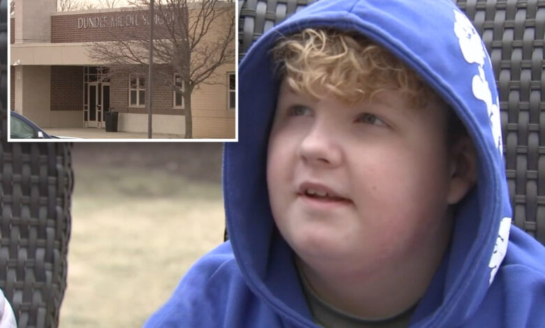 Ученик шестог разреда из Чикага са посебним потребама, ‘уплашен’ да се врати у разред након што га је школа напустила током протеста против ИЦЕ-а